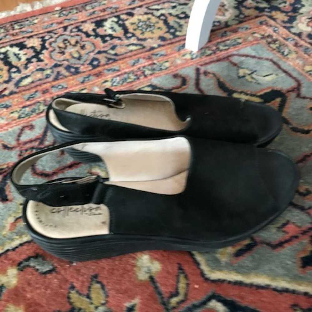 Suede open toe sling back shoes